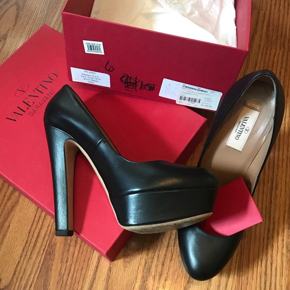 Valentino Garavani Platform Pumps IT40 worn once - Picture 2 of 8